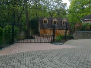 Ewshot gates